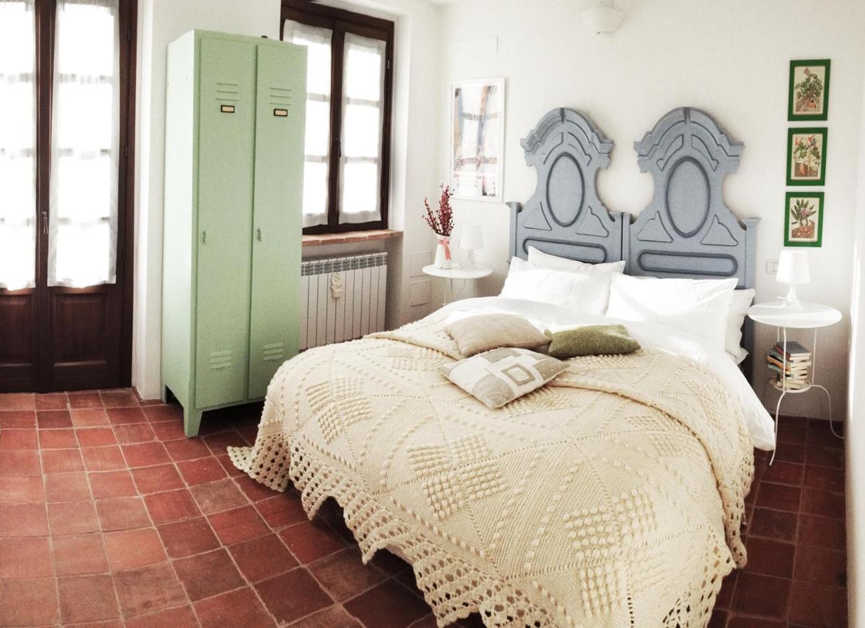 Il Poggio B&B San Damiano al Colle Bagian luar foto